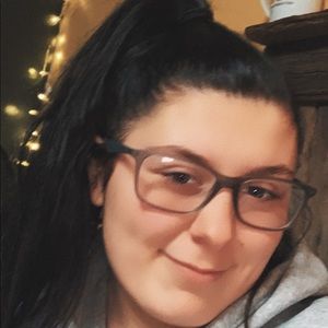 Meet your Posher, Alison